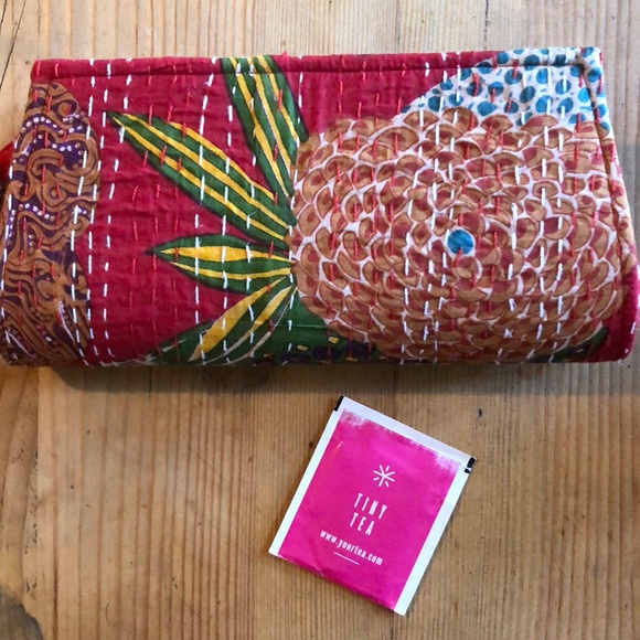 Boho clutch in Red Print - Picture 6 of 6